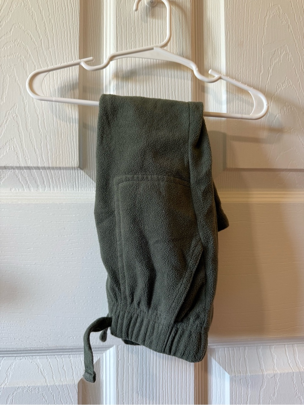 OshKosh B’gosh 2T Kids Olive Green Fleece Bottoms